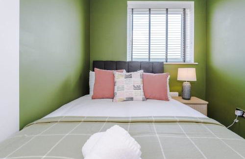 R&R - Modern Townhouse near Etihad & City Centre (5 Bedrooms, Free Parking) - Foto 17