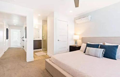 Spacious 5BR Resort Waterpark Access Sleeps 16 - Foto 19