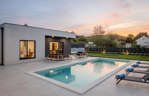 Villa Vedro nebo, XL heated pool - Foto 35