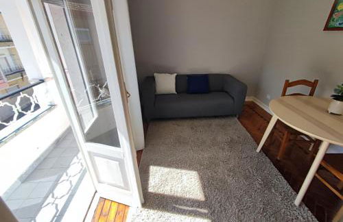 Lisbon traditional T2 with balcony in Damaia, Lisbon - Foto 7