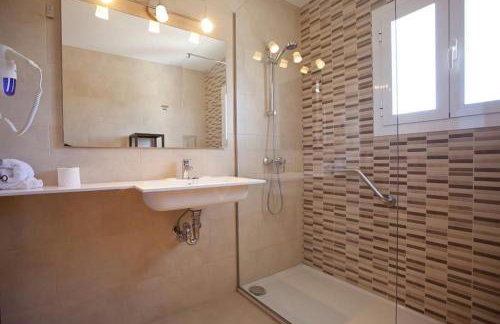 Apartamentos Cristina - Foto 27