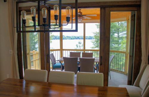 Lakefront Home 4 Bedroom 4 Bath Sleeps 12 - Foto 18