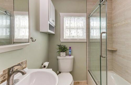 Walk to Parks, Eats and Bars Stuart Home with Patio - Photo 15