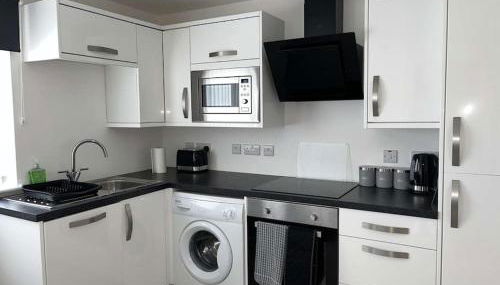 Lovely one bed, open plan studio apartment. - Photo 3