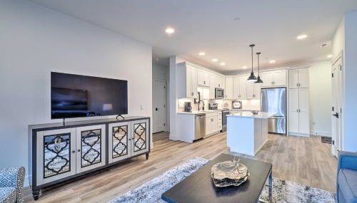 Downtown Traverse City Condo 32 Mi to Ski Slopes! - Foto 5