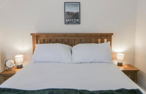 Glandwr House - Photo 16