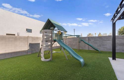 Pecan Valley Oasis - Lux Pool, Sauna and Theater - Foto 49