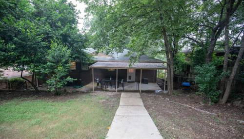 Mins to 5-points-Highland Hideaway - Foto 5, Garden view