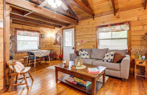 Cozy Pelsor Cabin with Mountain and Valley Views! - Foto 5