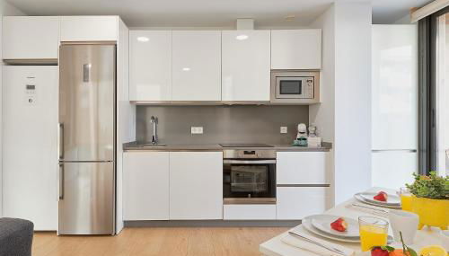 Elite Beach - Photo 5, pet friendly, minibar