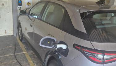 Flat com 2 quartos 2 banh AR e uma vista espetacular na área central de GV com cozinha completa-Bom p grupos ou familias ou empresas - Foto 4