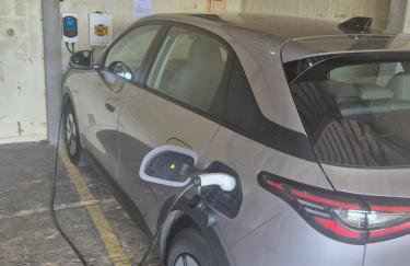 Flat na área central com AR-garagem-wifi-confortável - Foto 3