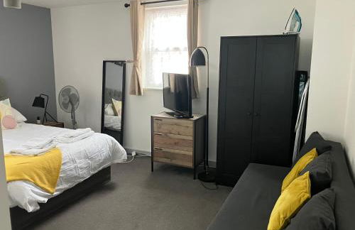 Lancing Apartments - Spacious 2 Bed - Sleeps 6 - Burnham Village - Foto 29