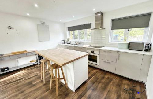 Hên Stablau - Spacious Pet-Friendly Welsh Retreat by PolkaStays - Foto 10
