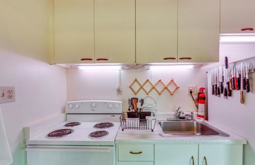 Rustic Chic Retreat 4 Mi to Kennywood! - Foto 12