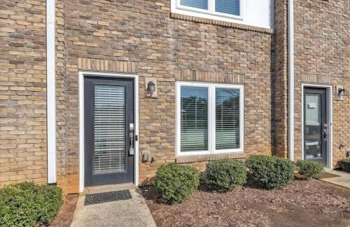 3BR Townhouse King Bed Garage Near NC State - Foto 8