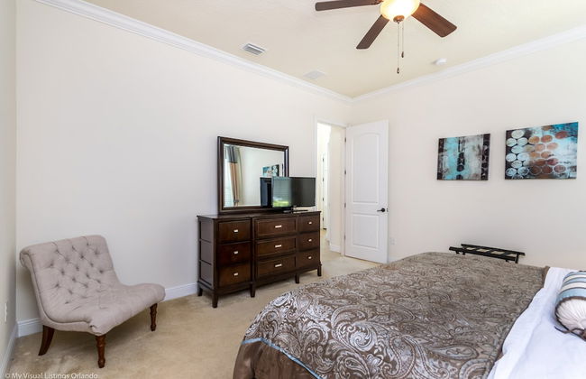 Elegant 5 BD, 5 BH Villa - Foto 6