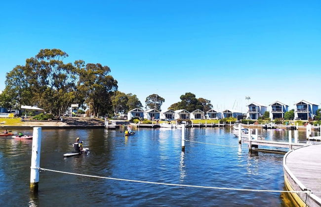 Captains Cove Luxury Apartments - 1st Floor Spa Deluxe - Photo 17