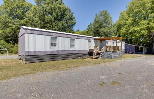 Fish and Explore Wooded Lake Guntersville Retreat - Foto 3