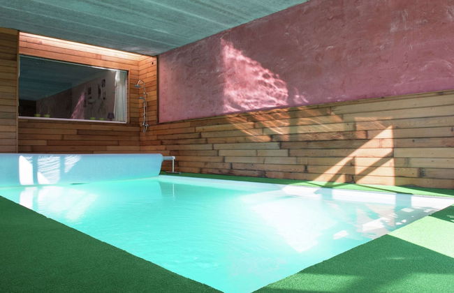 Holiday Home in Moutouyet With Pool & Sauna - Photo 20