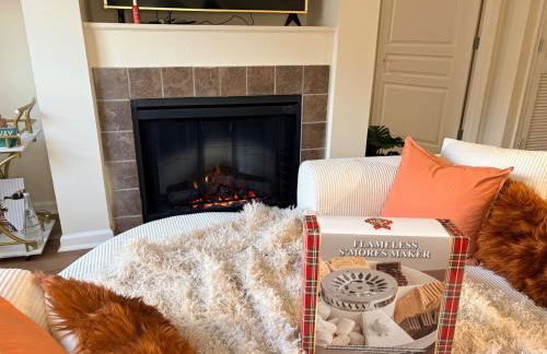 Luxury, Chic, Apt with Game Room, Movie Theatre, & 24hr Gym - Foto 26