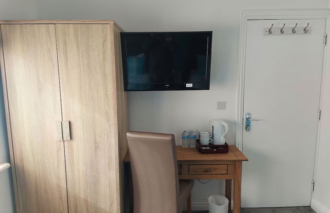 Room-apple House Wembley Twin Room Share - Photo 4