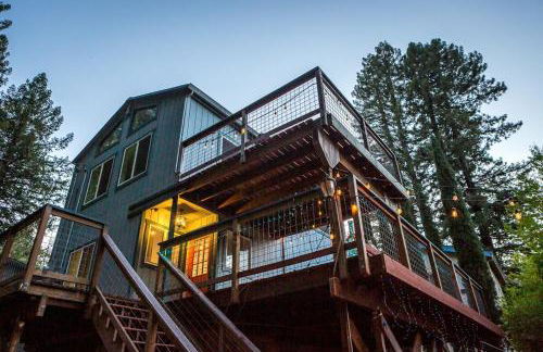 New Oasis -Spa -Firepit -BBQ- Decks-Pet friendly - Foto 17