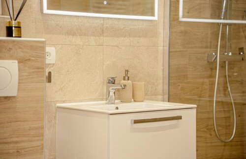 Holiday house Greenside - with a pool - Foto 27