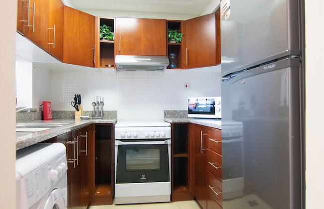 Lux BnB I X1 Tower I Golf Course & Sea Views - Photo 12