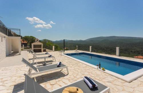 Family friendly house with a swimming pool Vrpolje, Sibenik - 25004 - Photo 12