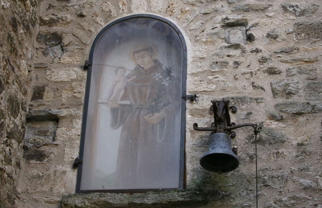 Historic Castle With View - Photo 32