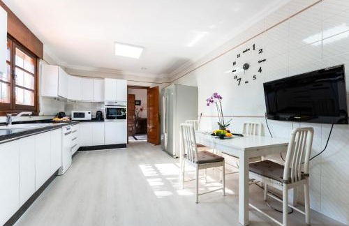 Villa con piscina en Churriana - Photo 24