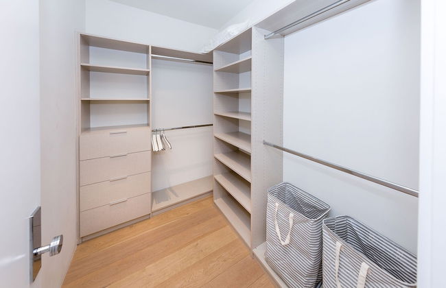 Dream Beverly Hills Mansion W. Pool - Photo 2