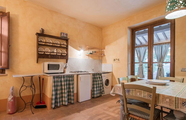 Apartment in Villa With Swimming Pool - Photo 22