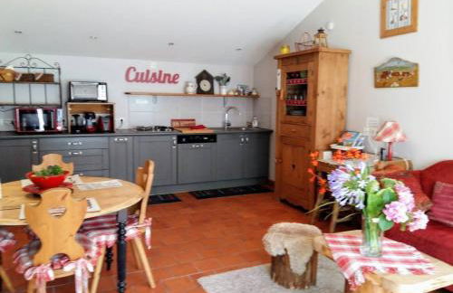 Gîte Accessible avec Jardin Fleuri près de Pornic, Éco-rénové et Équipé (Vélos, WiFi, Cheminée) - FR-1-306-957 - Foto 26