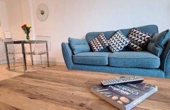 Beautiful 1 Bedroom Apartment with parking in Gloucester Docks - Foto 36