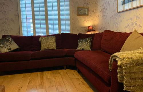 Crescent Cottage, sleeps 8, pet friendly - Photo 26