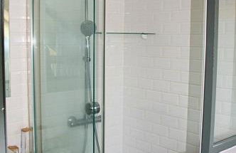 Maison cosy 12 pers, jardin & parking privé - Foto 7