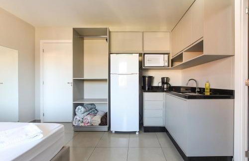 Lou Suítes - 8 - com sacada e vista da cidade - Foto 3