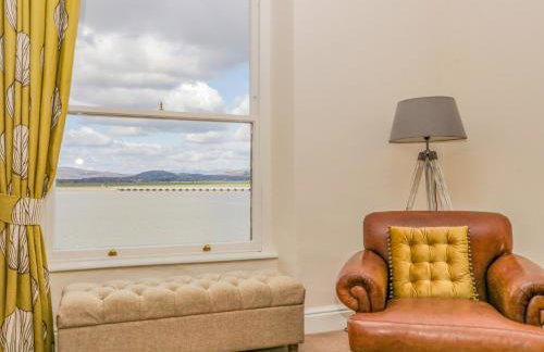 Crow's Nest - Photo 5