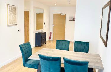 Urban Gateway Spacious Apartment with free parking - Photo 23