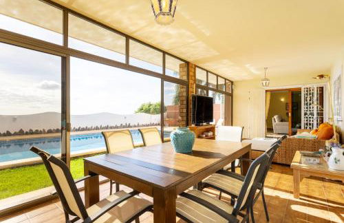 One & Only Sports and Relax Villa by Eden Rentals - Foto 9