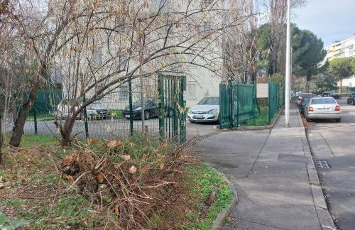 T2 Montpellier plein sud clim wifi terrasse de 16m2 - Photo 25