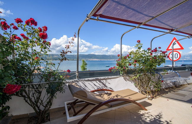 Modern Apartment in Arbanija with Hot Tub - Foto 11