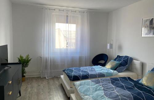 Blaue Insel neben Hbf-Duisburg - Photo 7