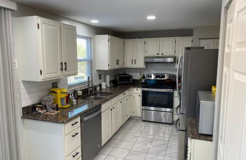 Upgraded, beautiful 4 BD Colonial in Silver Spring - Foto 15