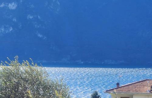 Appartamento L'ulivo 5 chilometri da Varenna vista lago in via privata - Foto 2