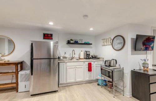 DC colorful place plus Free Parking - Photo 17