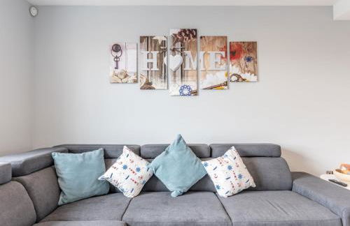 4-Bedroom Seafront House in Southend Sea Views - Pass the Keys - Foto 7