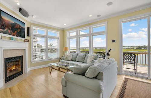 Diving Duck - Waterfront home w Hot tub & Boat dock & King Bed - Foto 13